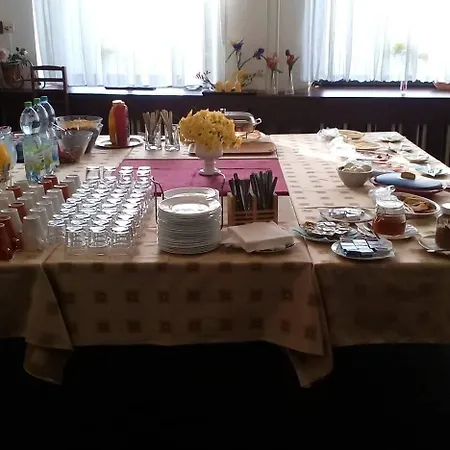 Isora Отель Острава