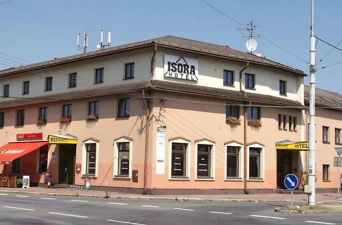 Hotell Isora 3*