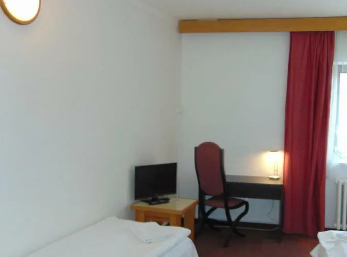 Isora Hotell